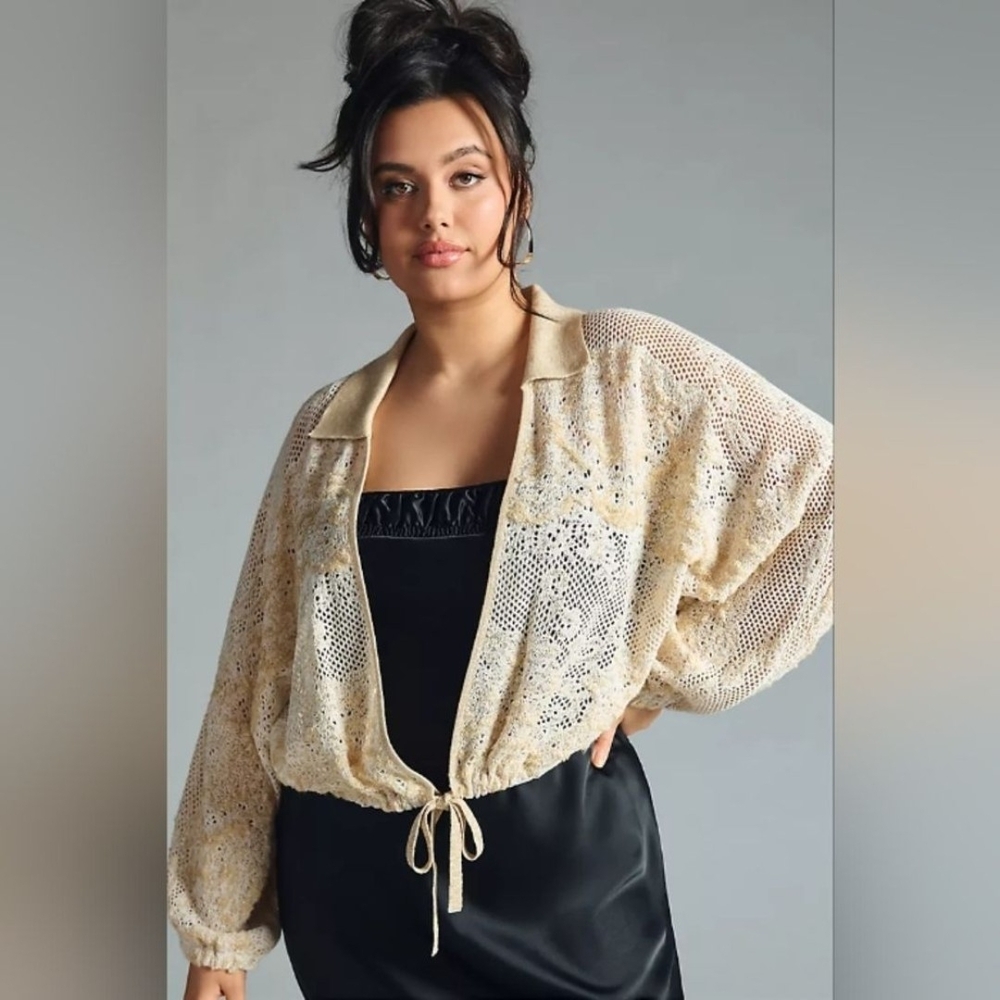 Anthropologie Cream Crochet Cardigan XS/S Collared Low V Neck Tie Waist